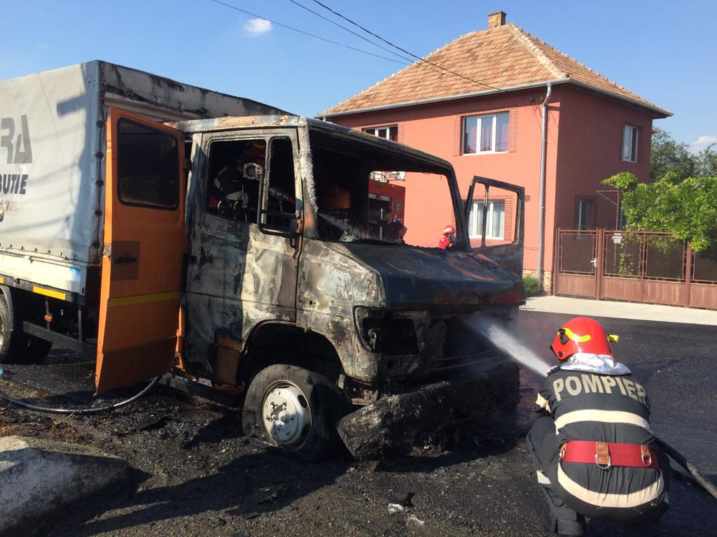 autoturism in flacari