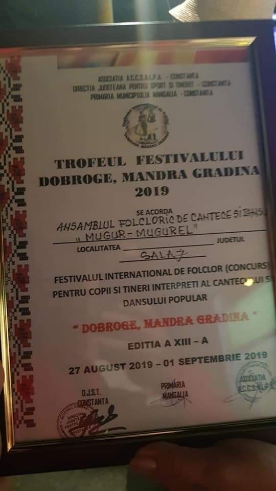 ansamblul Mugur mugurel