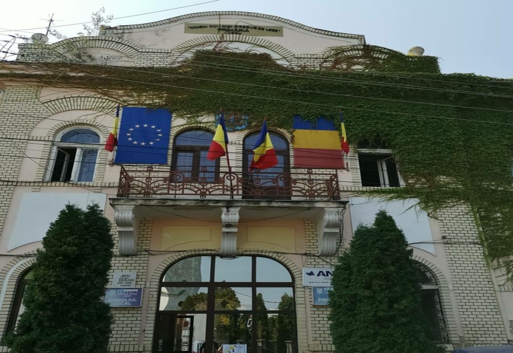 Administrația locală din Jibou va finanța amenajarea a cinci spații de joacă, un skateparc și un teren de baschet