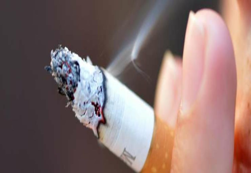 Lovitură pentru fumători! Se scumpesc țigările