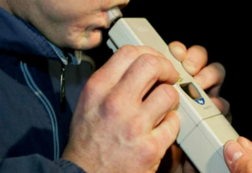 Șofer prins beat la volan! S-a ales cu dosar penal