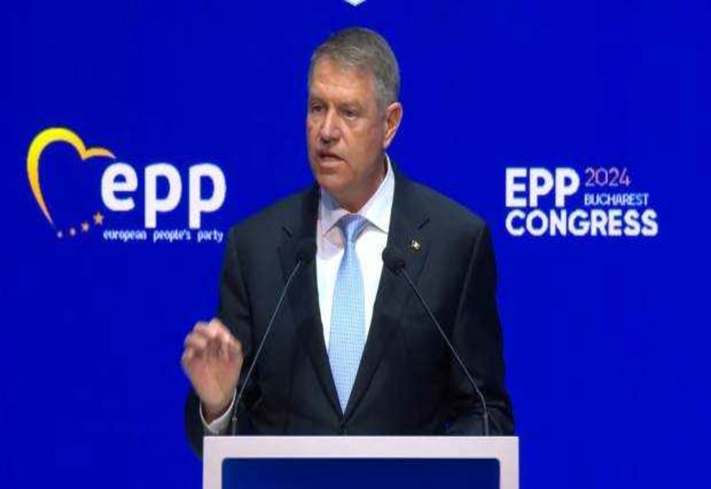 PREŞEDINTELE KLAUS IOHANNIS A SEMNAT MAI MULTE DECRETE PENTRU ACORDAREA GRADULUI DE AMBASADOR