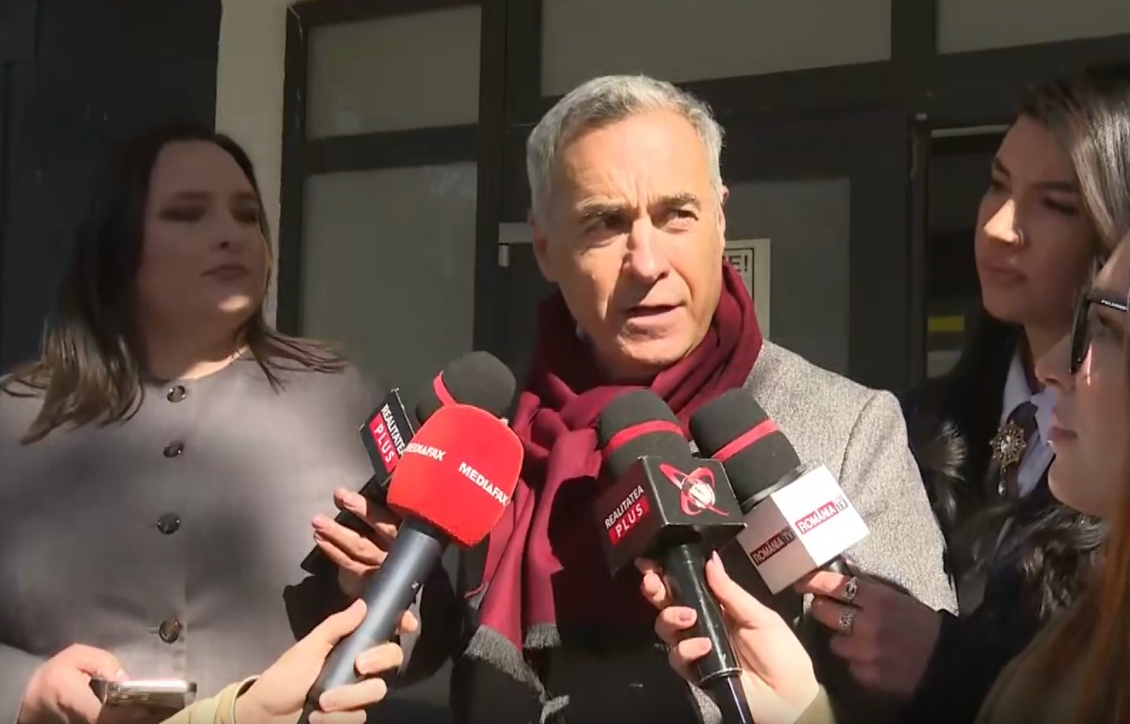 Călin Georgescu, după ieșirea de la instanță: „Justiția ține de conștiință. Întoarceți-vă la Dumnezeu”