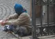 Aptă de muncă, o femeie din Sălaj s-a dus tocmai în Bistrița… să cerșească