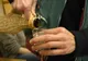 Un tânăr din Sălaj a spart o maşină pentru a fura o sticlă de ţuică